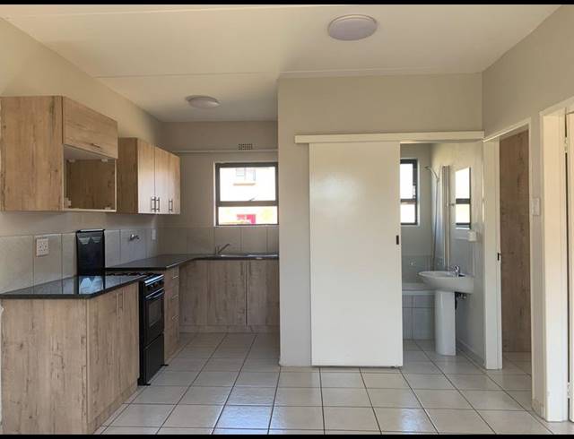 2 BEDROOM PROPERTY TO RENT IN KENLEAF